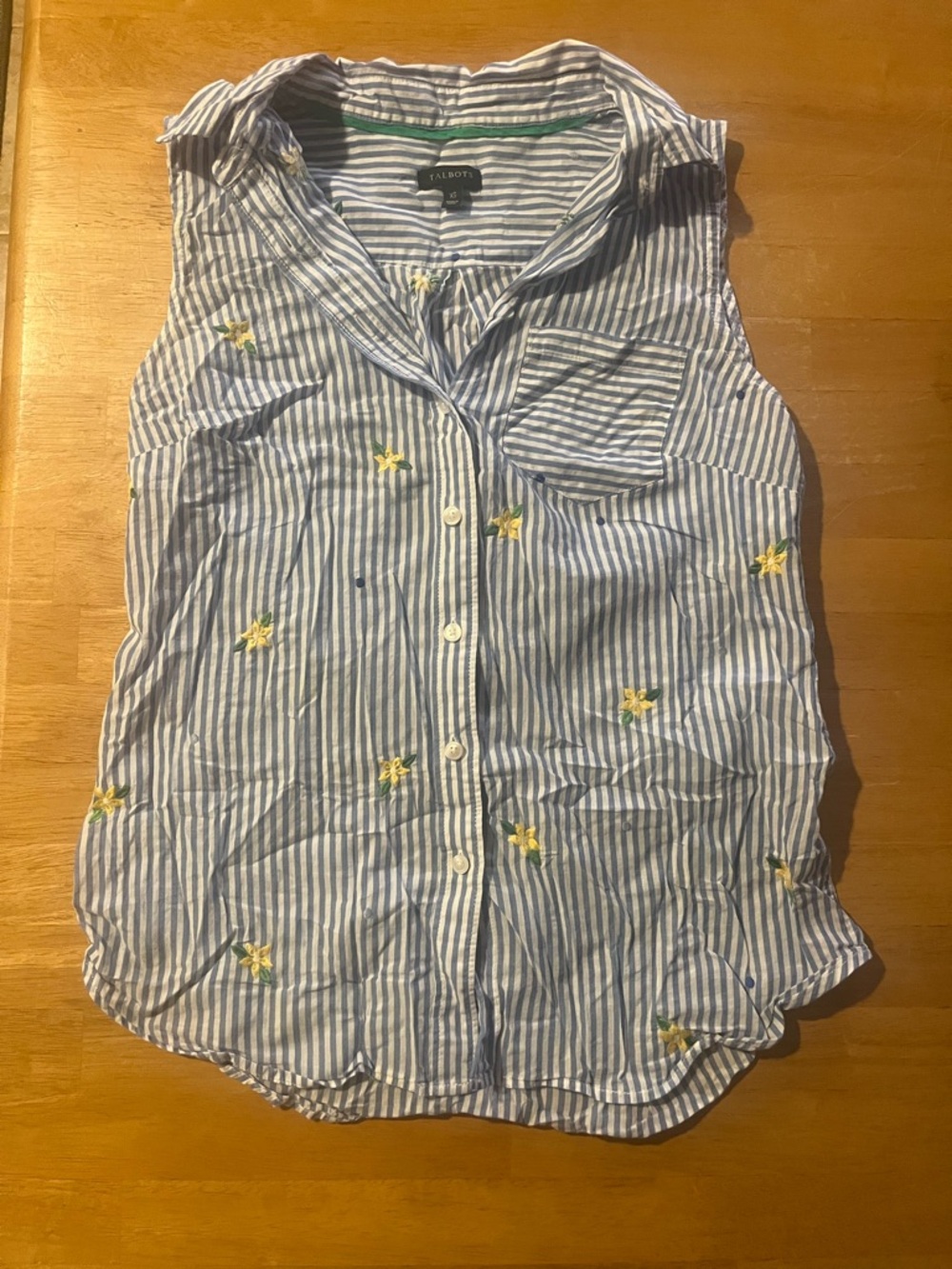Talbots Blue & White Striped Sleeveless Button-Up with Yellow Embroidered Flowe